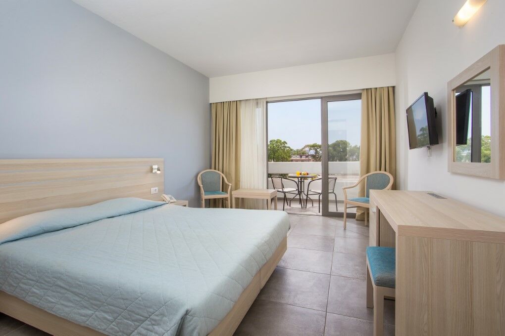 Hotel Niriides Beach Kolymbia Exterior photo